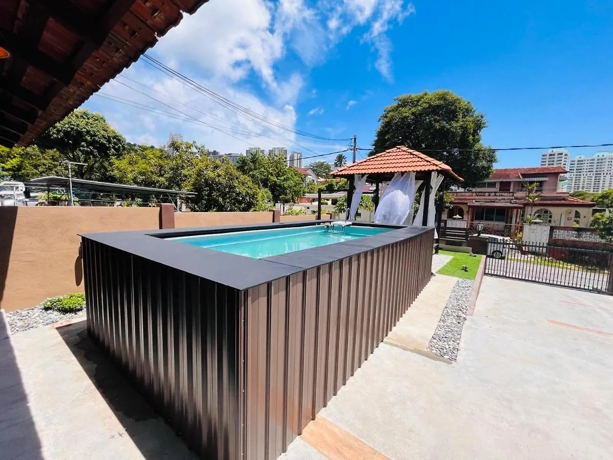Luxe Bean Bag Cinema Retreat - Private Pool With Ps5, Ktv, Bbq Patio - 5 Mins To Tanjung Bungah Beach ! Villa Tanjung Tokong Malaysia