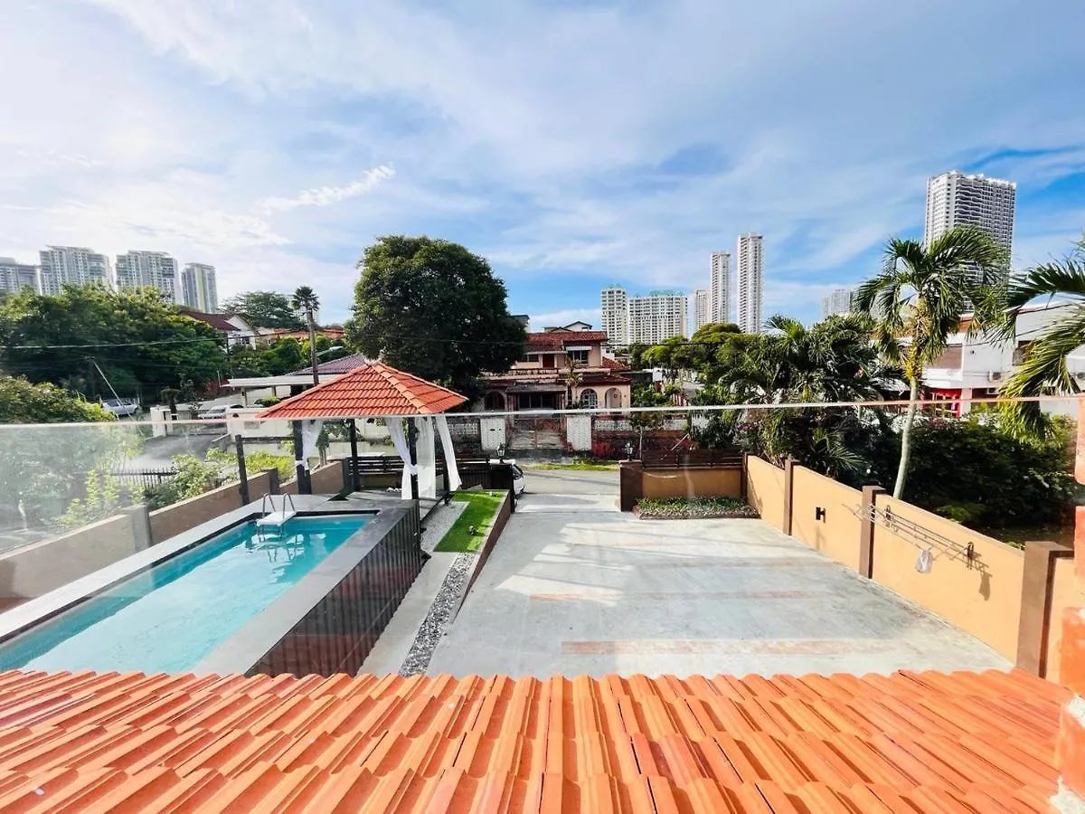 Luxe Bean Bag Cinema Retreat - Private Pool With Ps5, Ktv, Bbq Patio - 5 Mins To Tanjung Bungah Beach ! Villa Tanjung Tokong