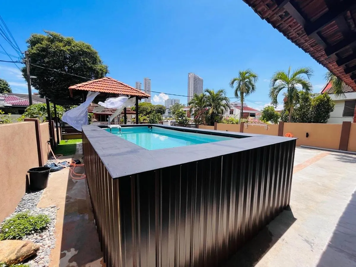 Luxe Bean Bag Cinema Retreat - Private Pool With Ps5, Ktv, Bbq Patio - 5 Mins To Tanjung Bungah Beach ! Villa Tanjung Tokong