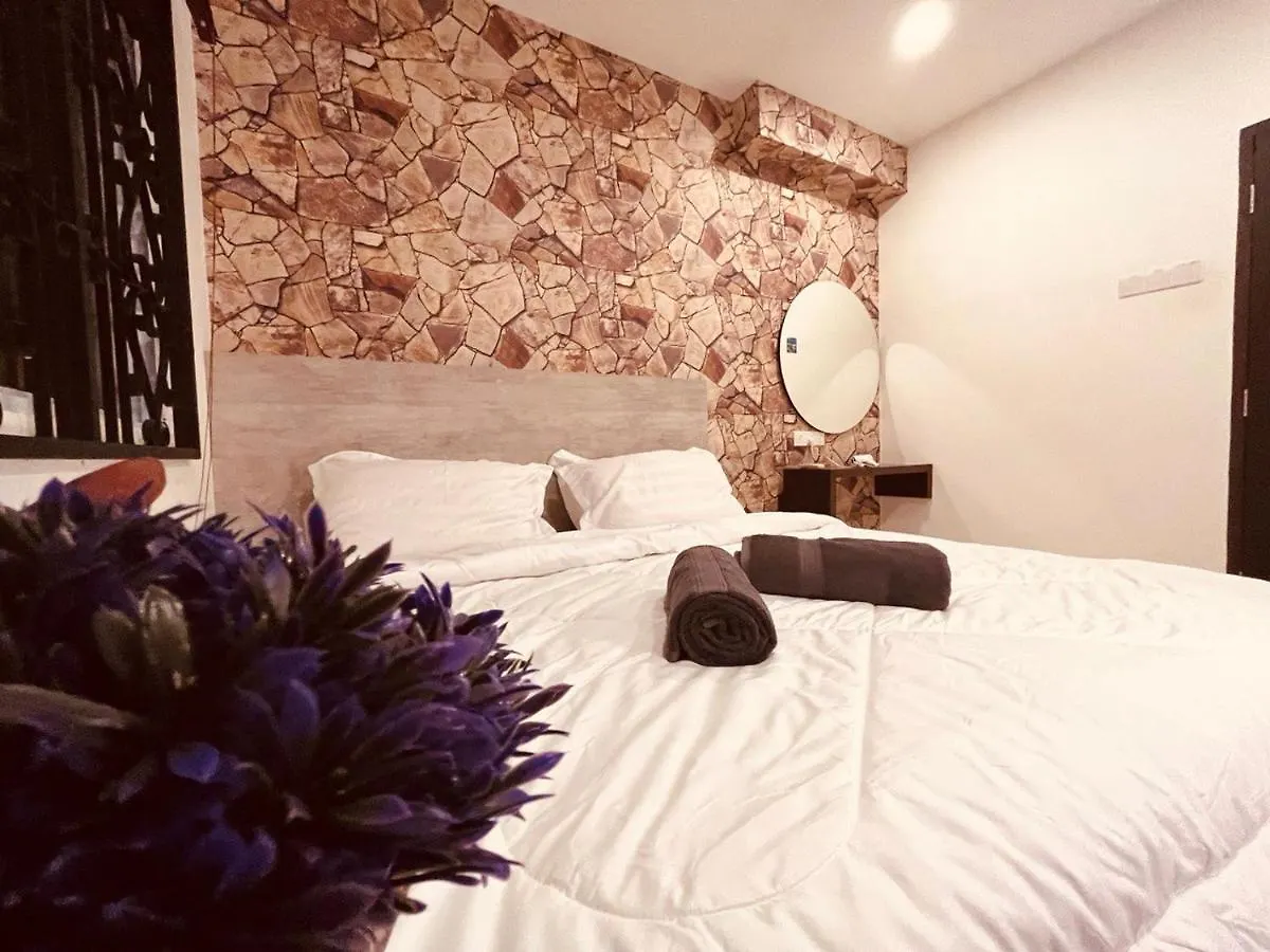 Luxe Bean Bag Cinema Retreat - Private Pool With Ps5, Ktv, Bbq Patio - 5 Mins To Tanjung Bungah Beach ! Villa Tanjung Tokong Malaysia